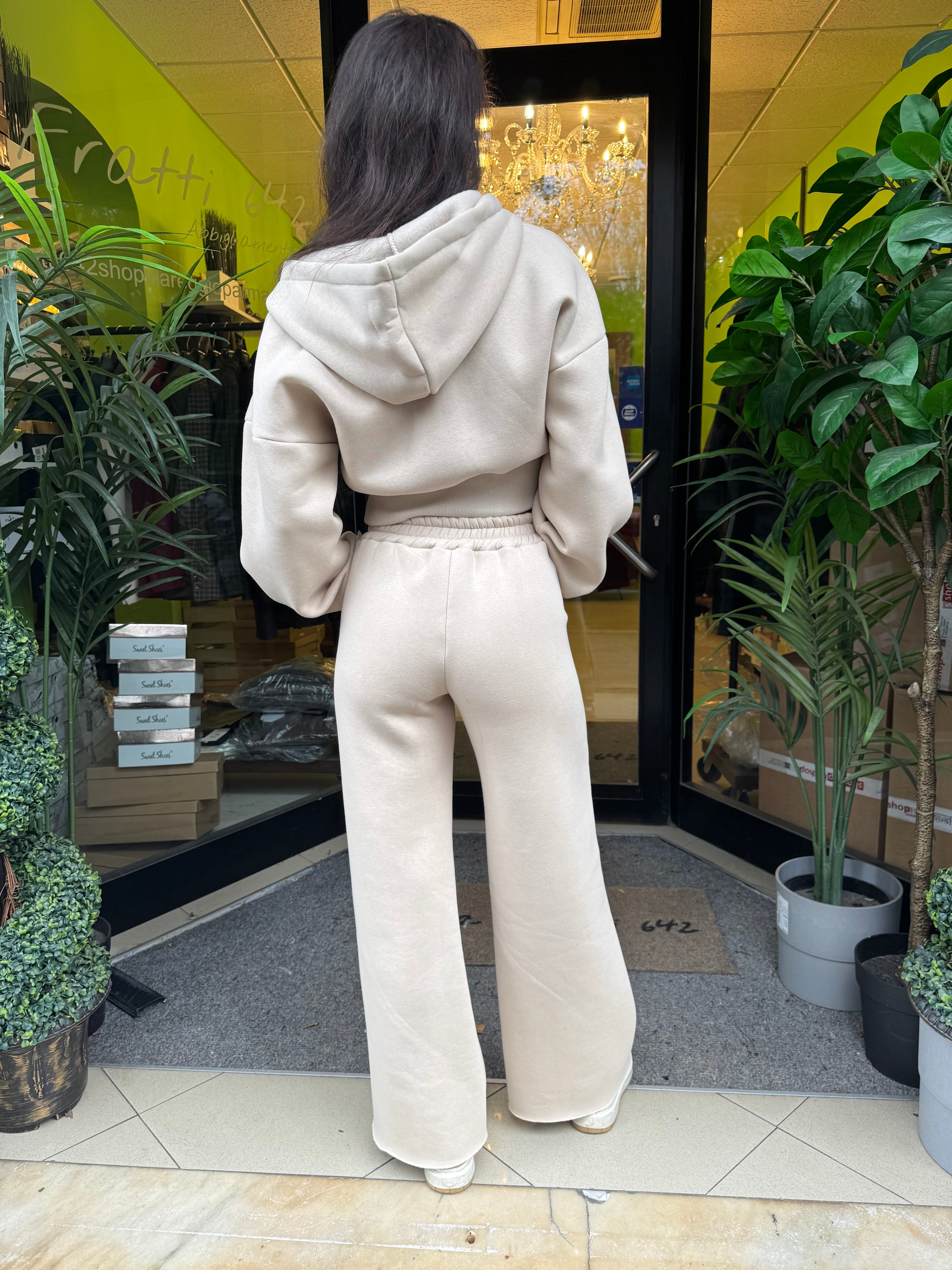 Tuta felpata con zip e cappuccio 2 colori