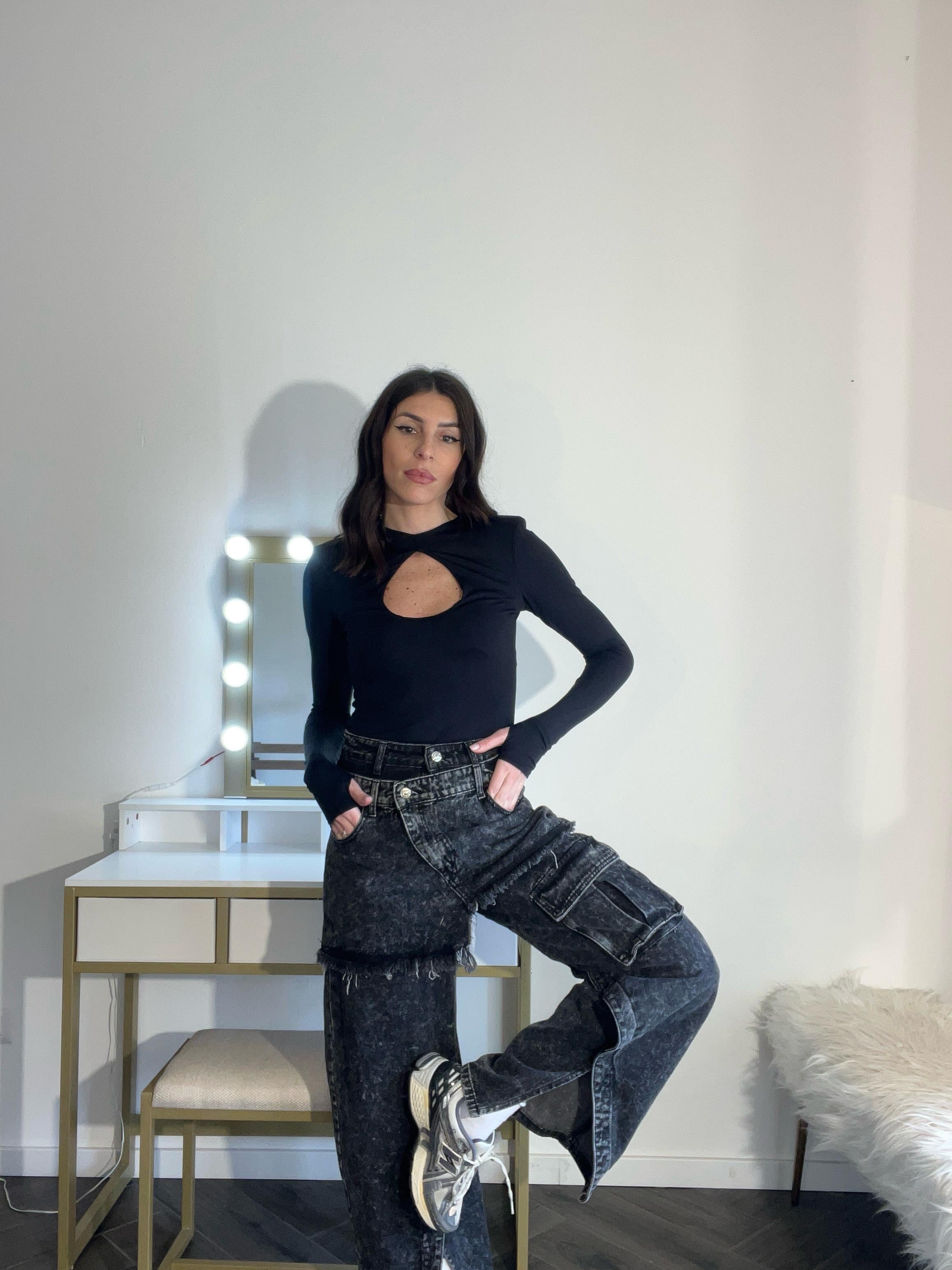 Jeans top quality con doppia fibbia tasca frontale e spacchetti nero