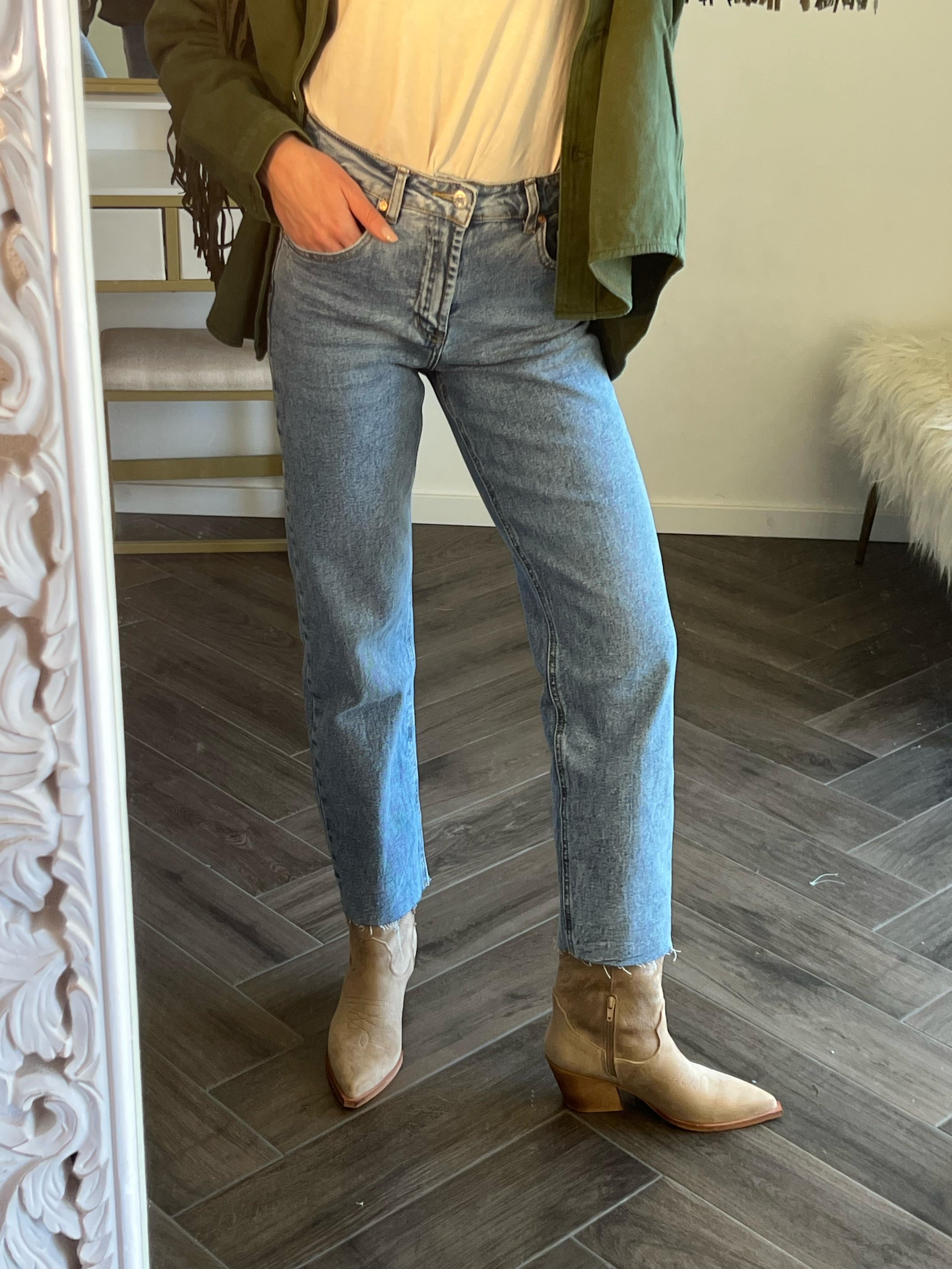 Jeans dritto taglio vivo