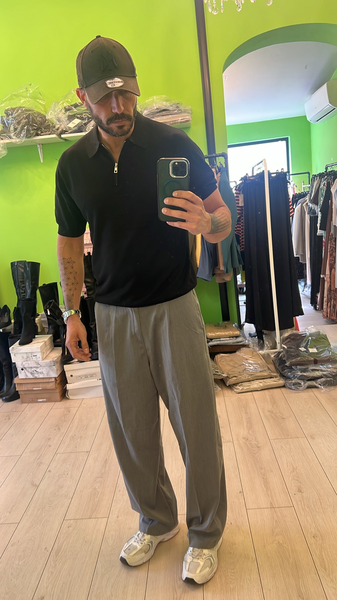 Pantalone fondo largo grigio
