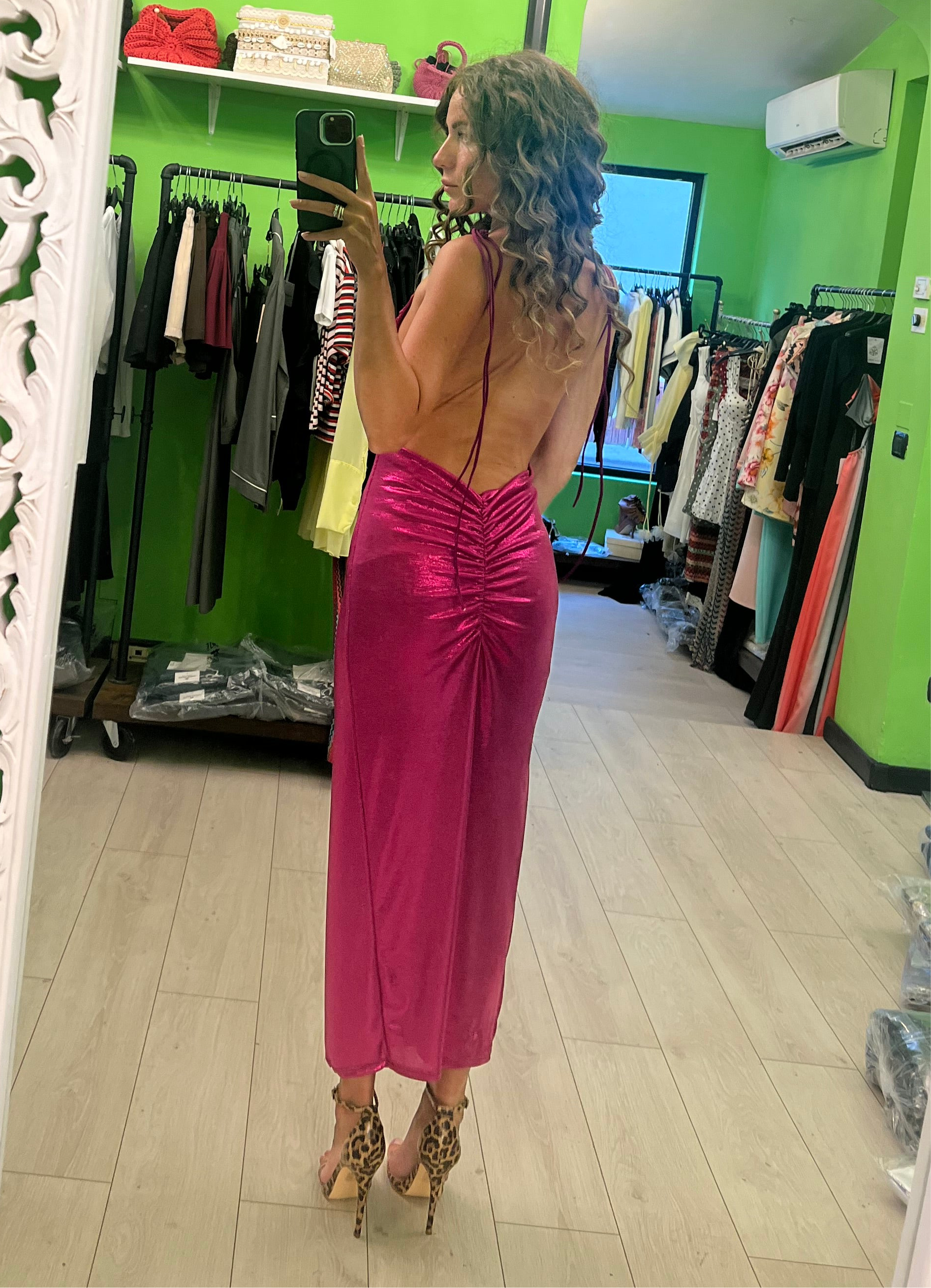 Abito fucsia laminato