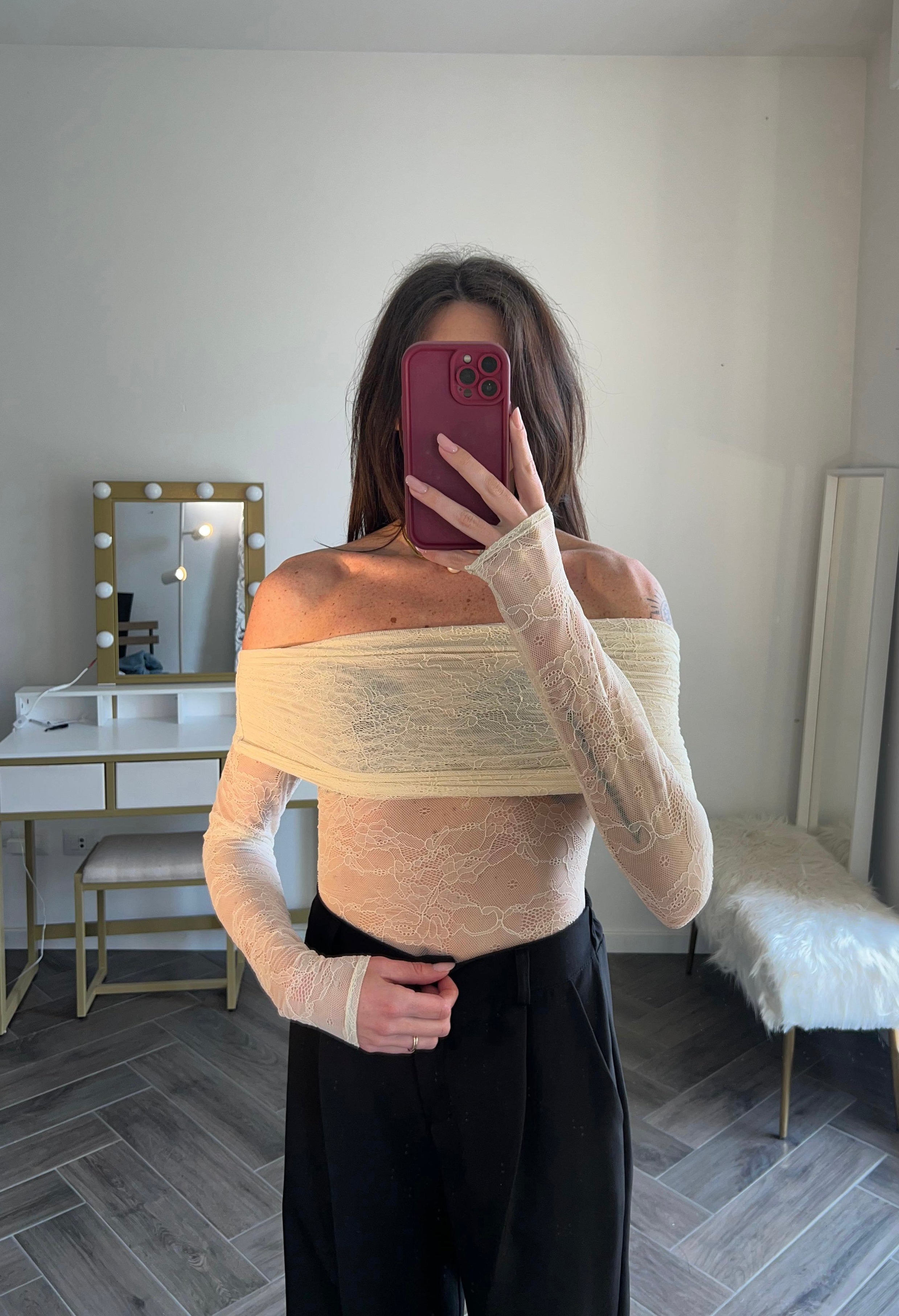 Body in pizzo scollo barchetta