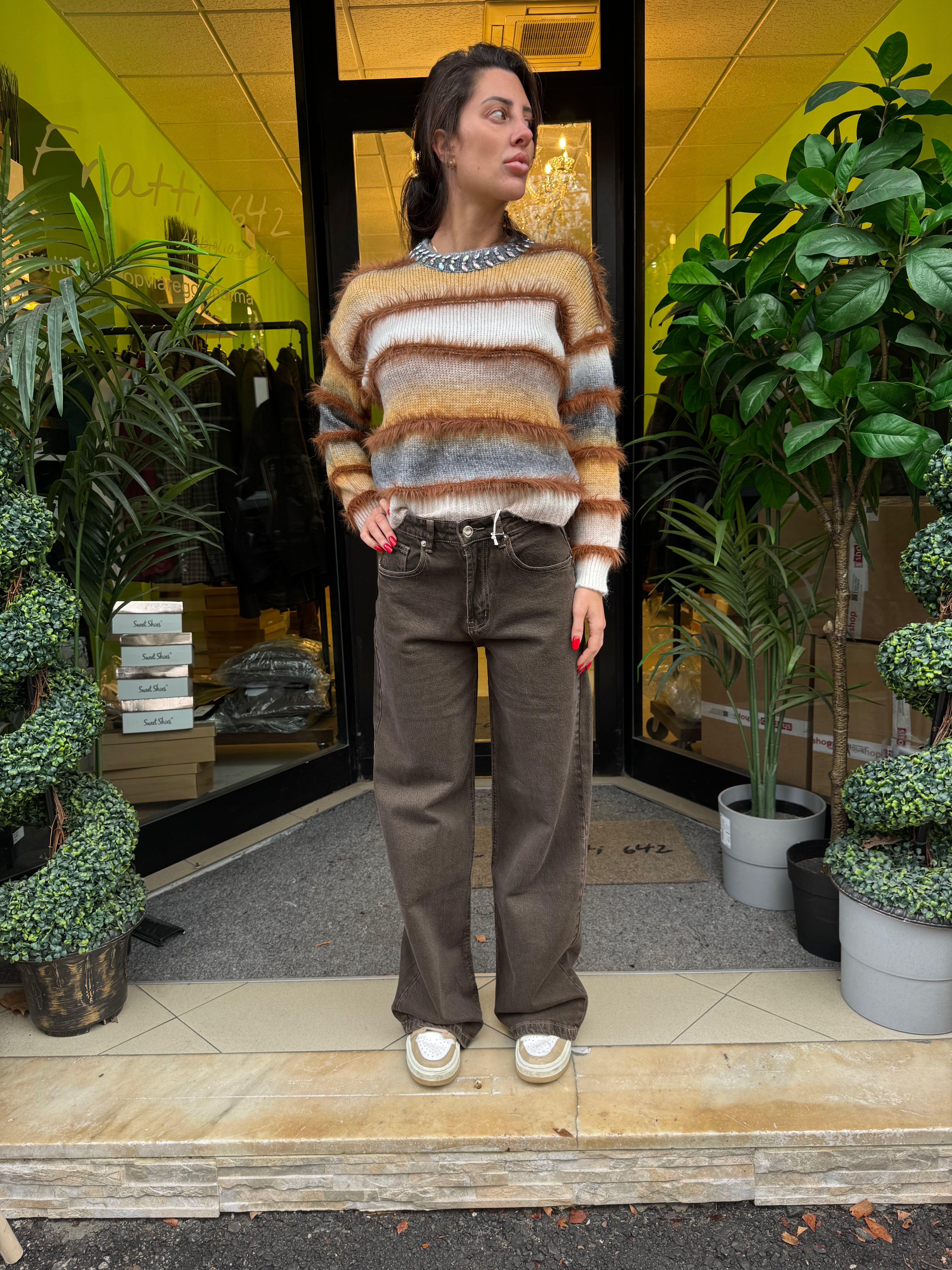 Jeans testa di moro lungo in fondo