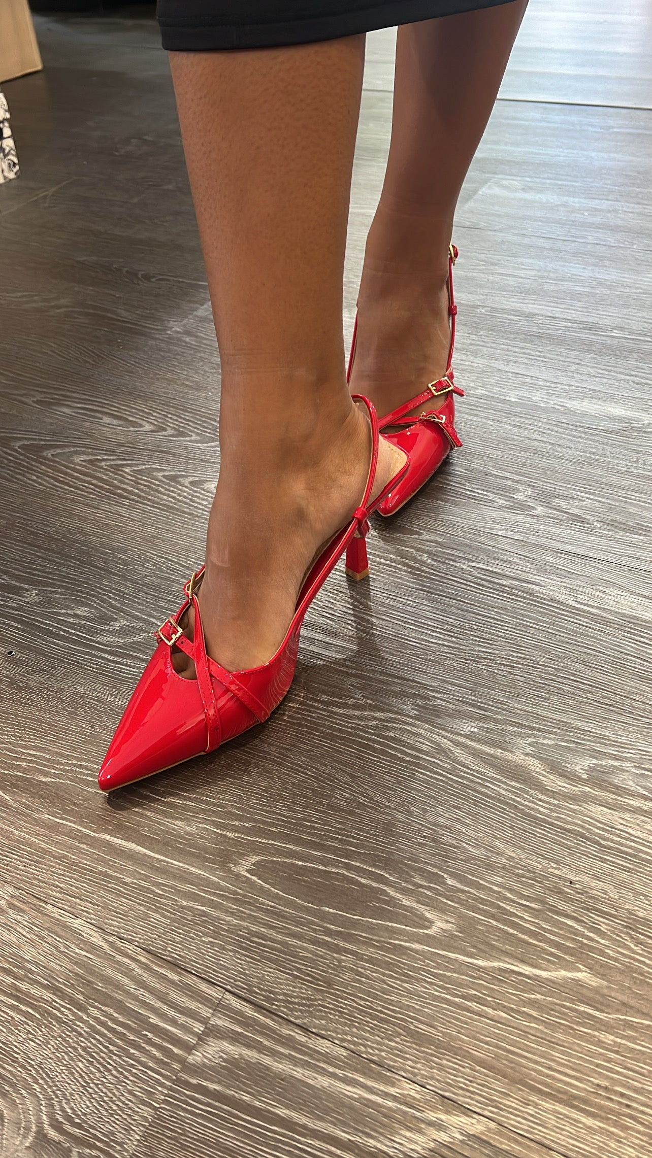 Décolleté doppia fibbia vernice rossa