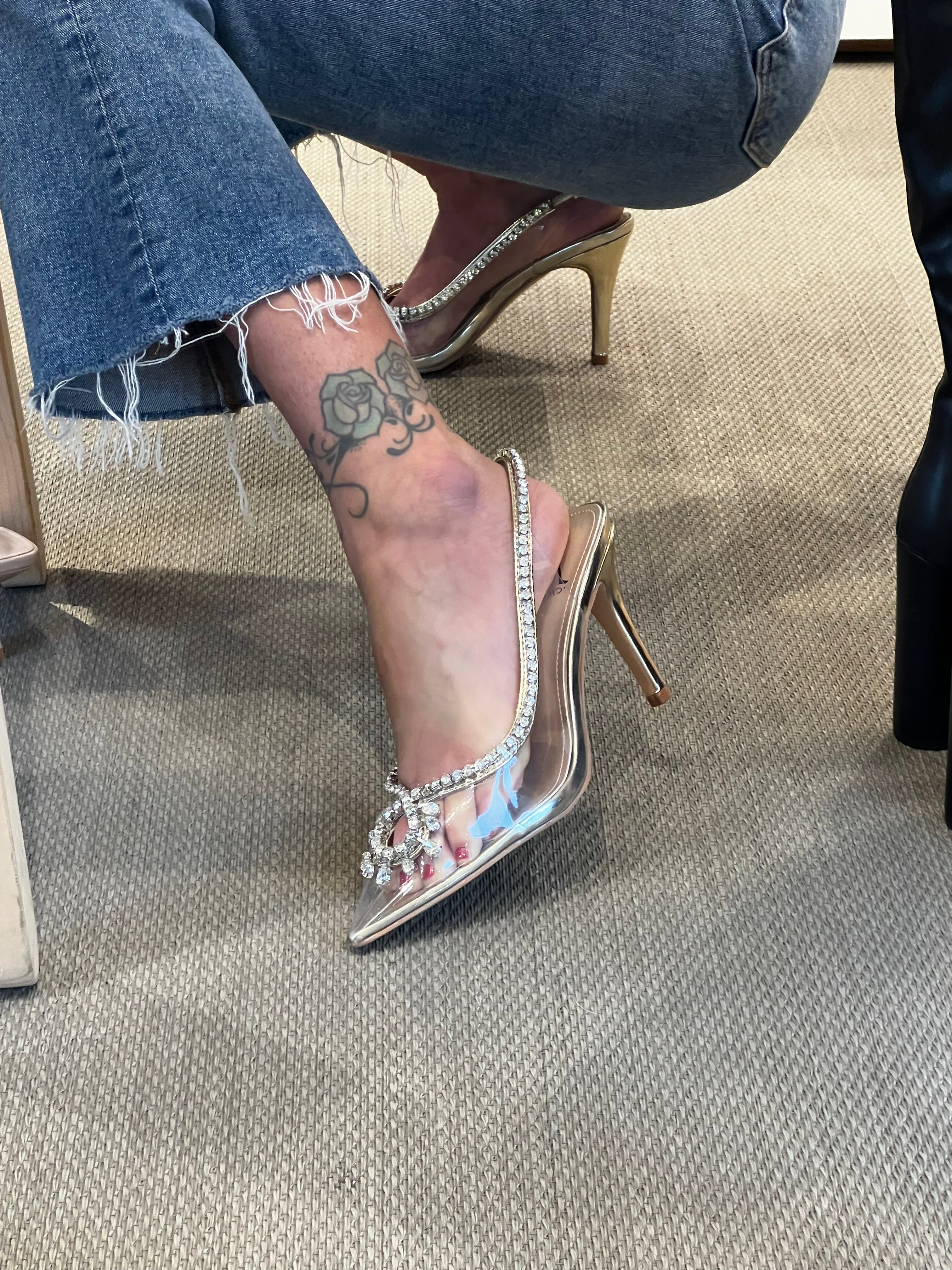 Décolleté SLINGBACK oro trasparente con dettagli preziosi