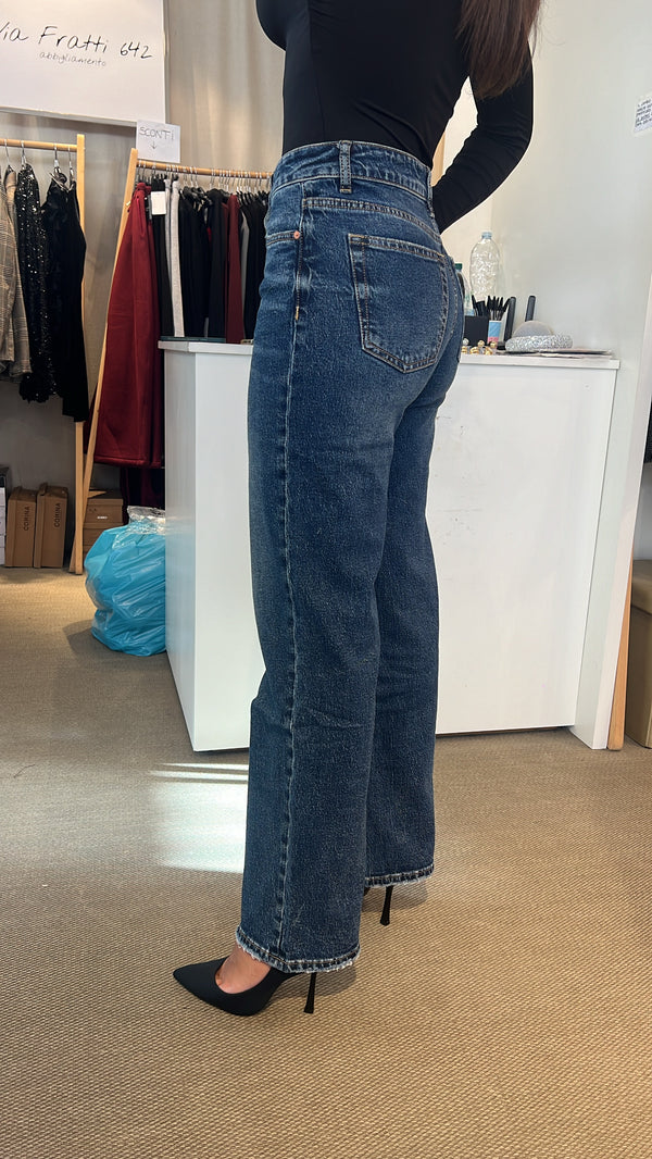 Jeans blu scuro scampanato