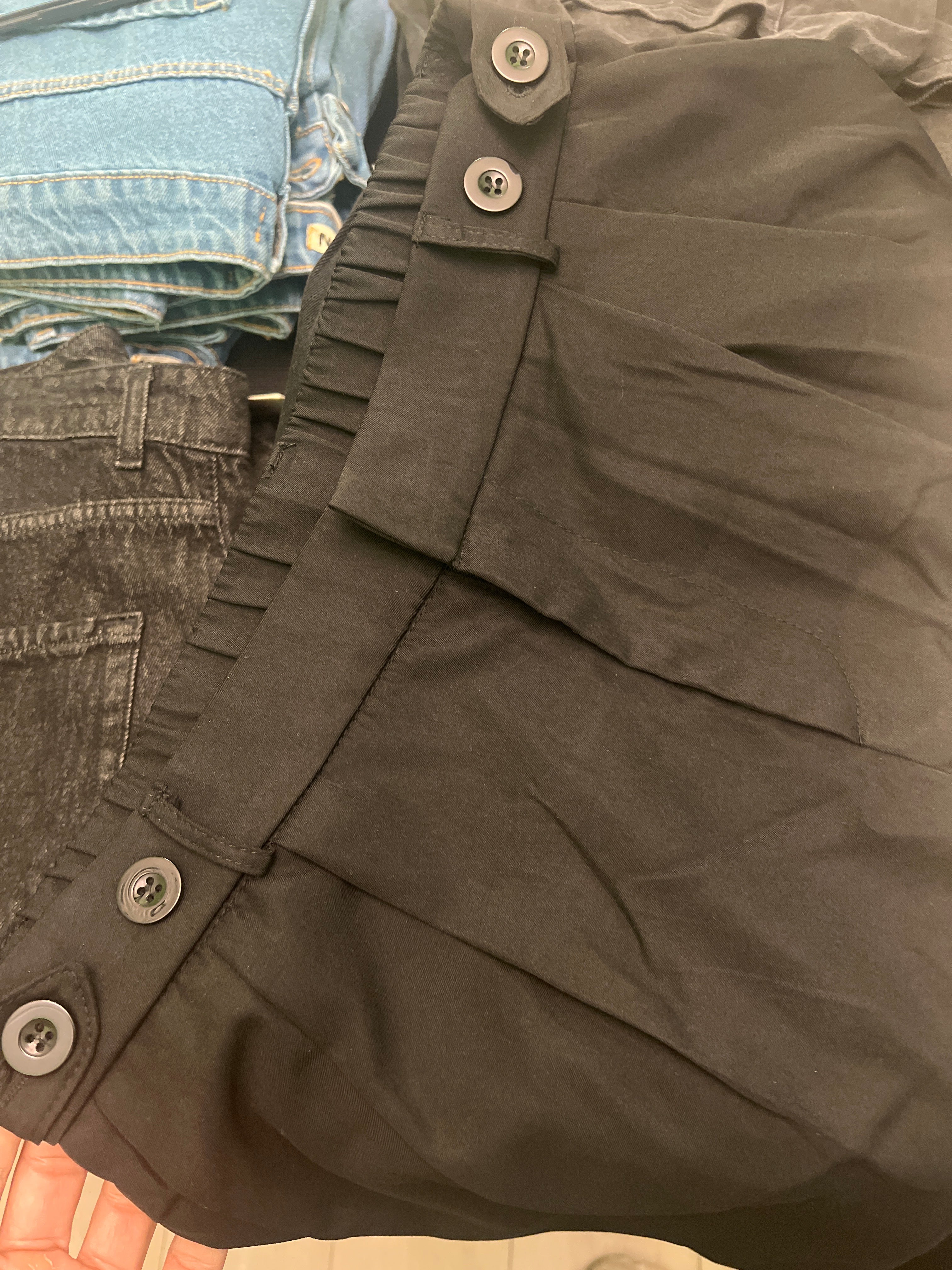 Pantalone largo nero 4 bottoni