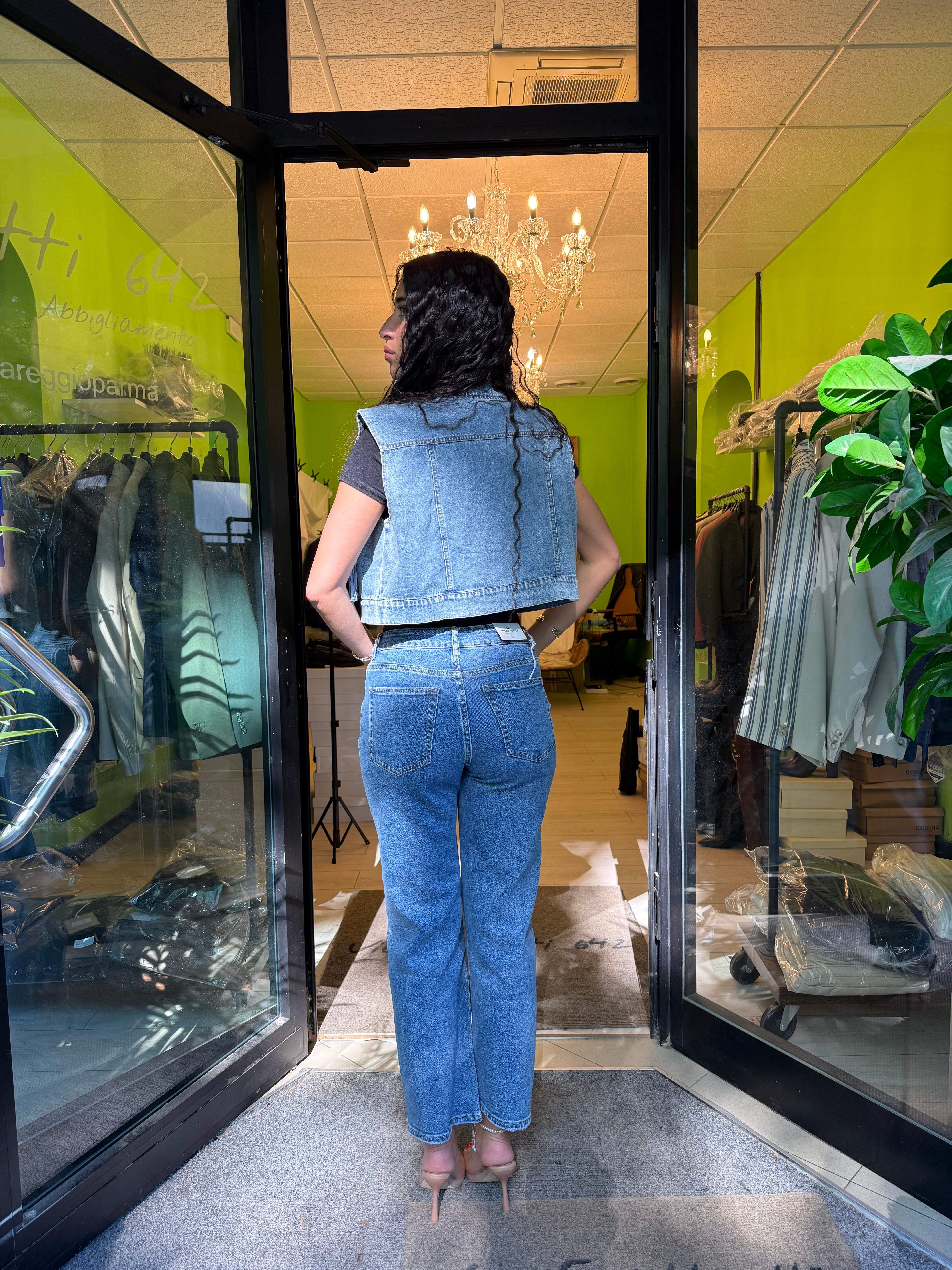 Giacca jeans frange di strass smanicato