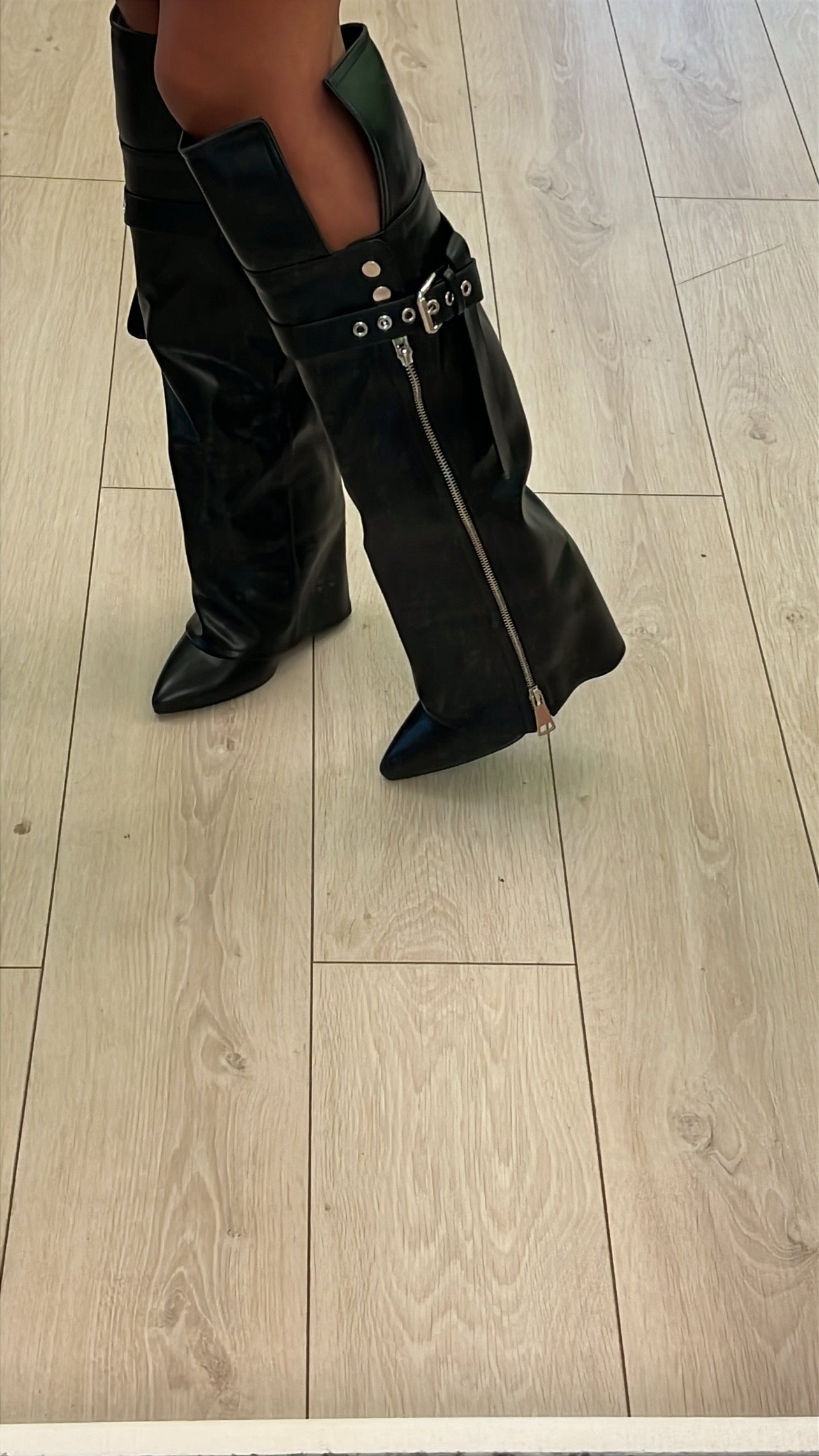 Stivale “Matrix” due colori