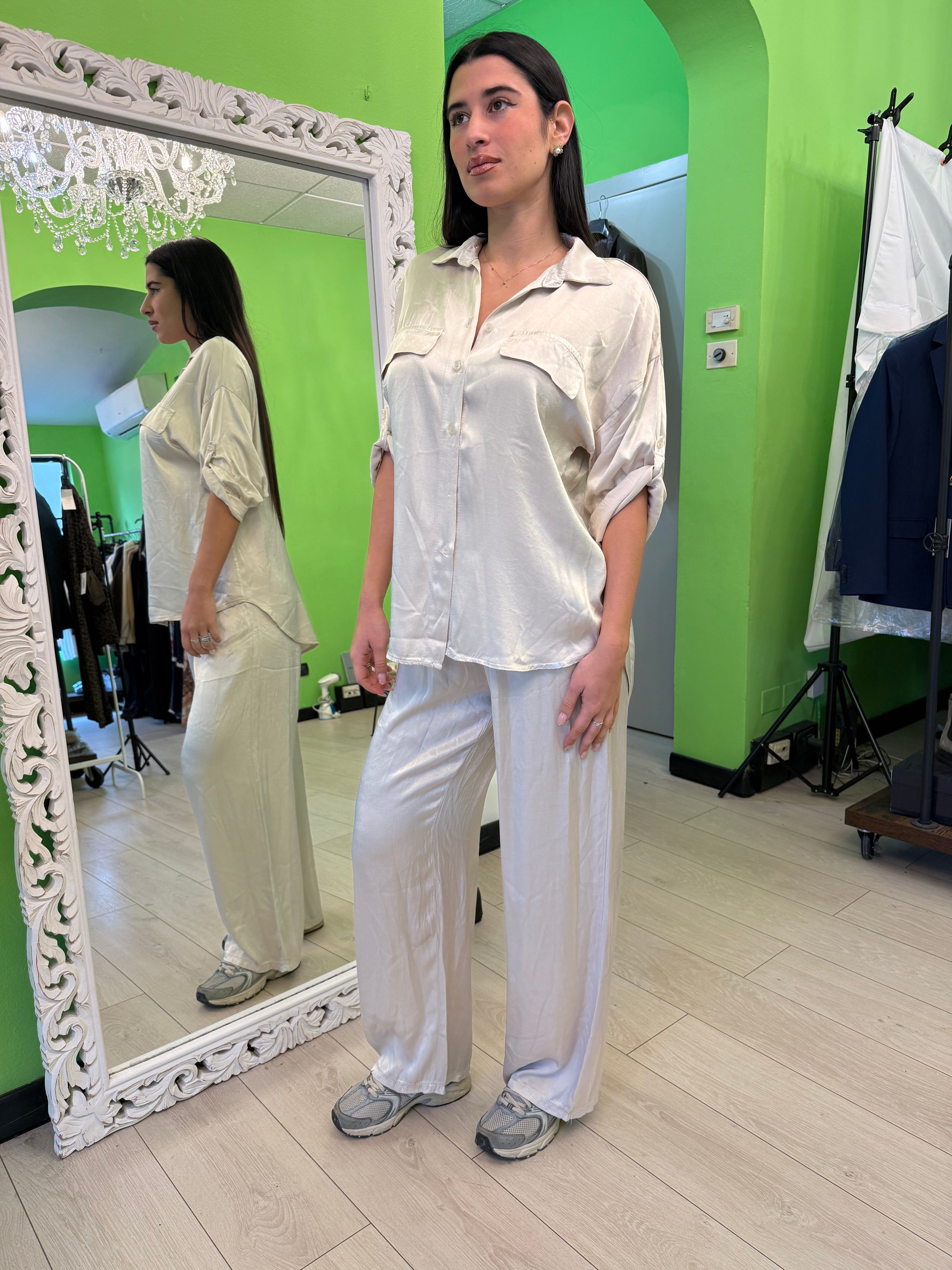 Completo camicia più pantalone effetto seta