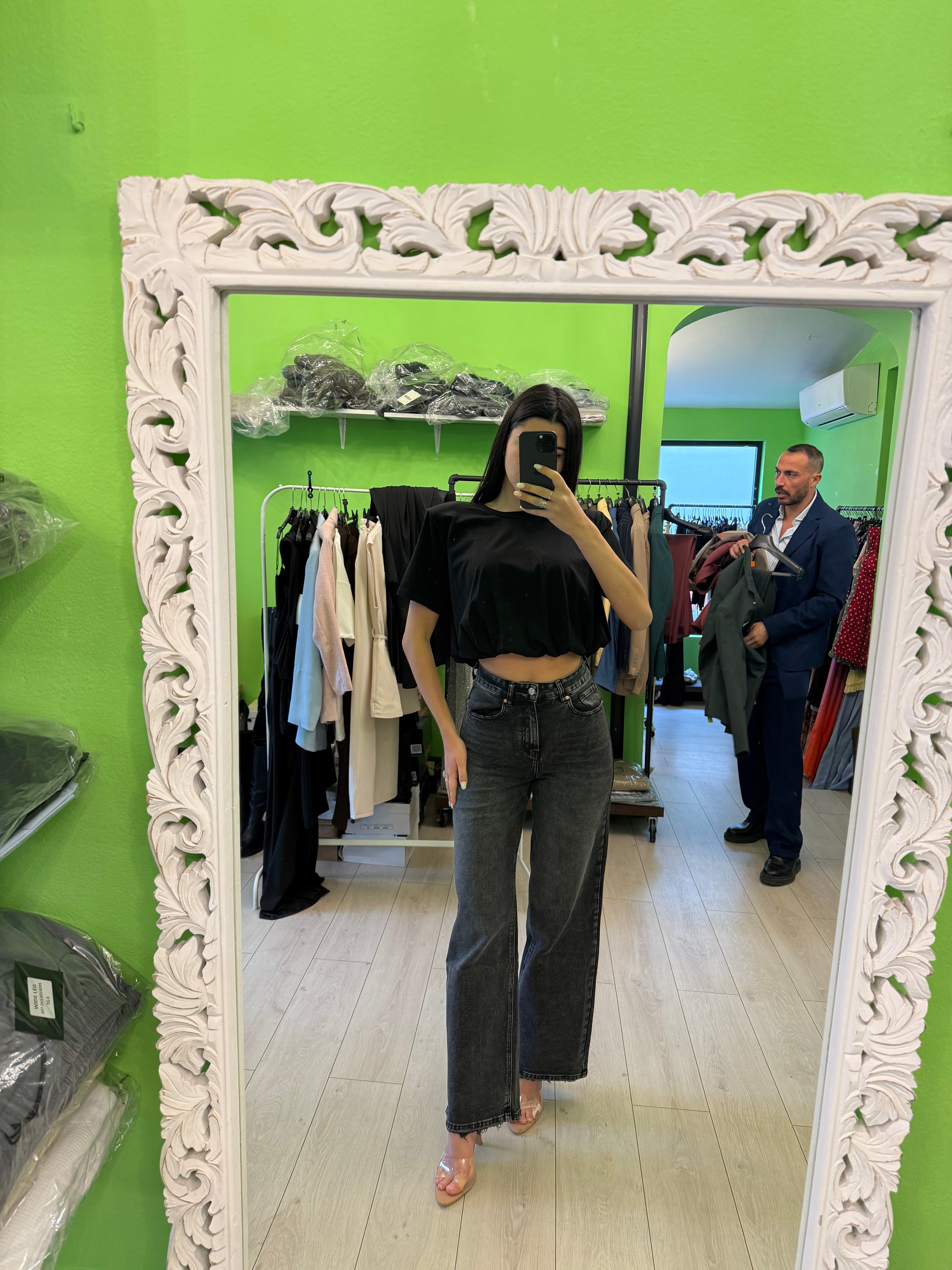 Jeans grigio scuro scampanato