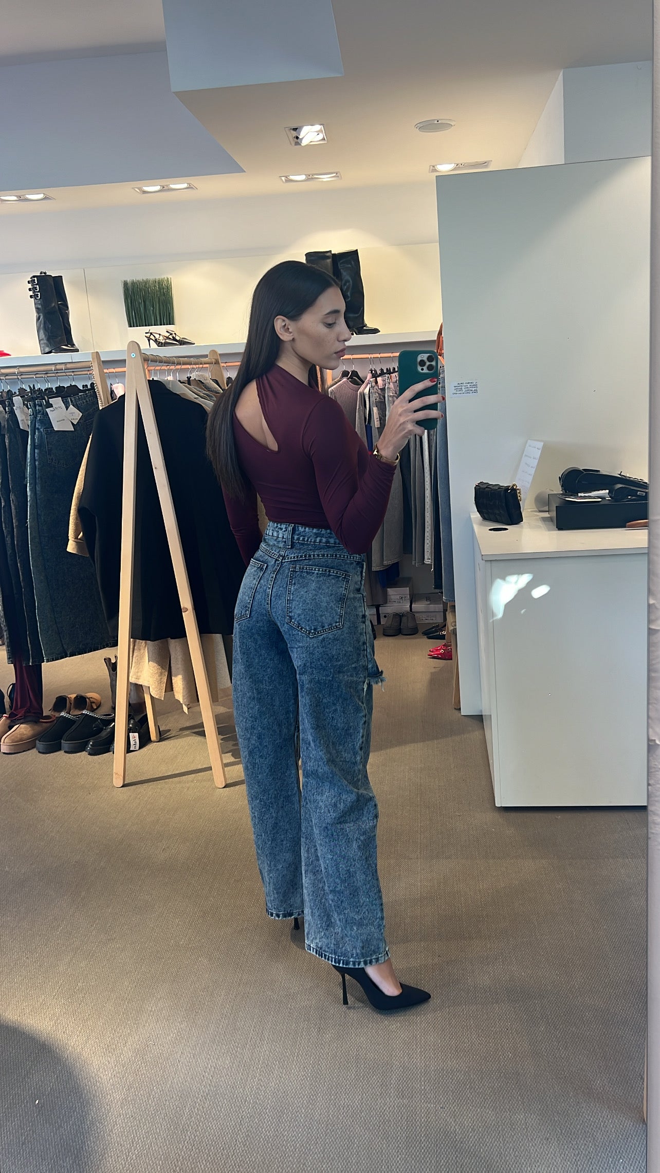 Jeans top quality con doppia fibbia tasca frontale e spacchetti blu