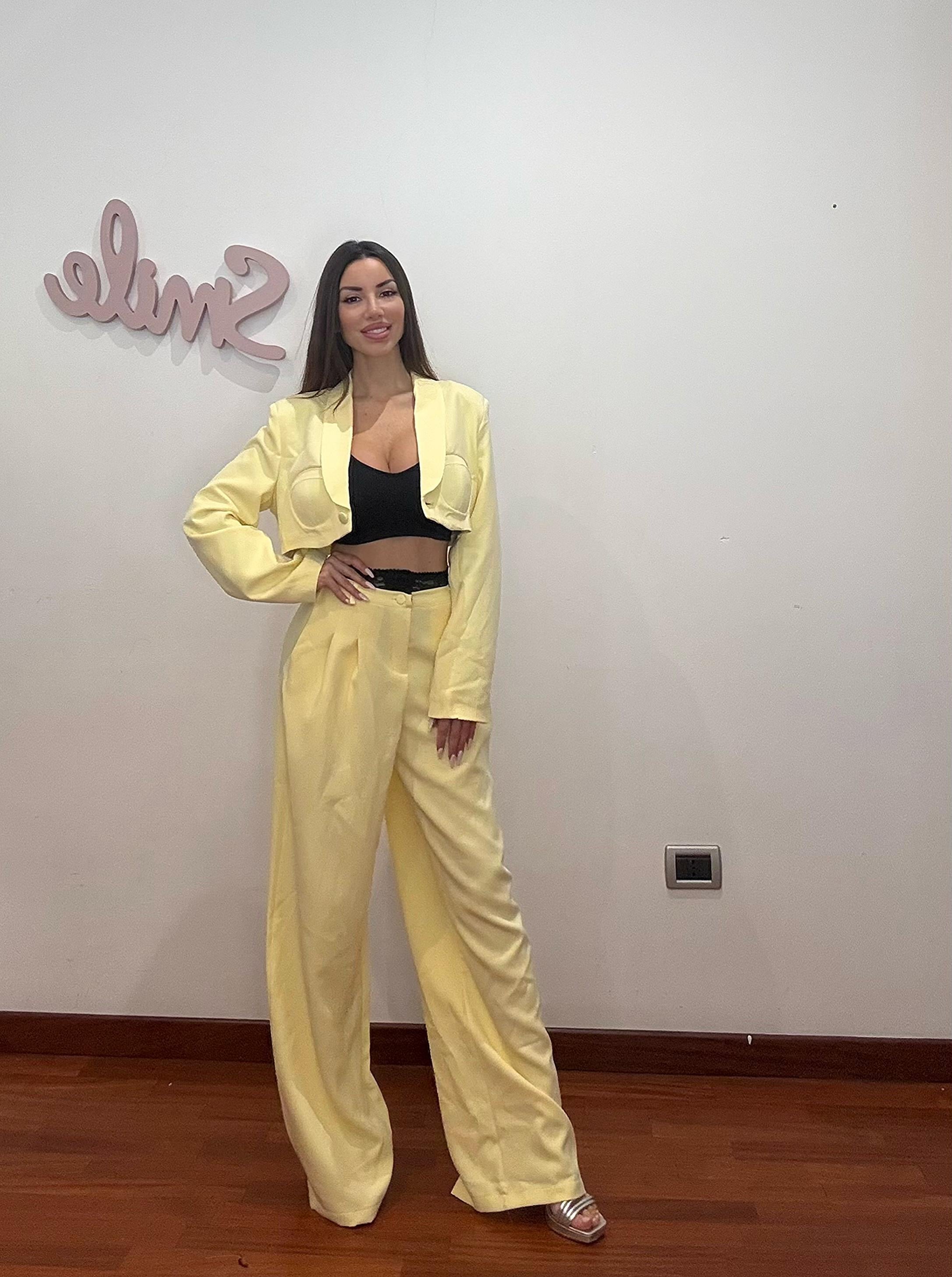 Tailleur giallo taglia unico